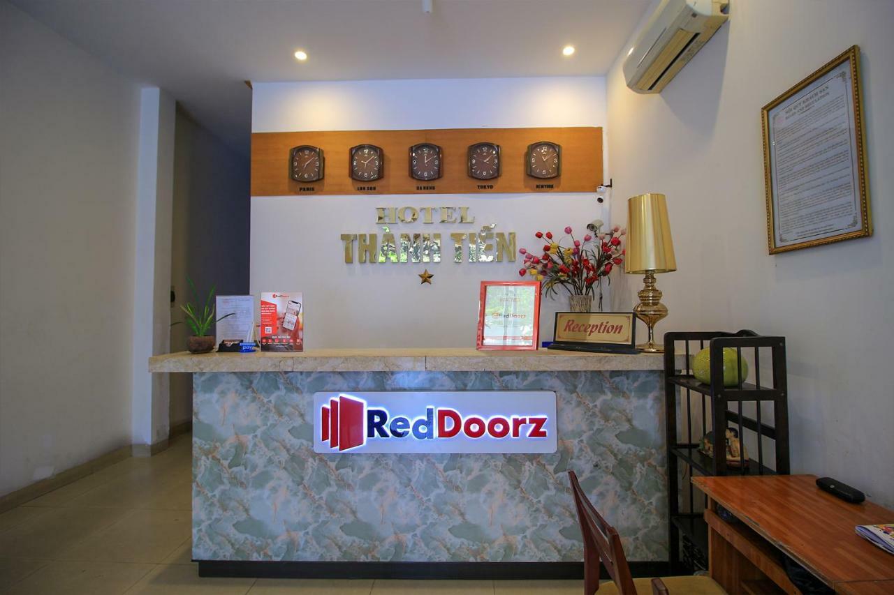 Reddoorz Near Han Market Дананг Екстер'єр фото